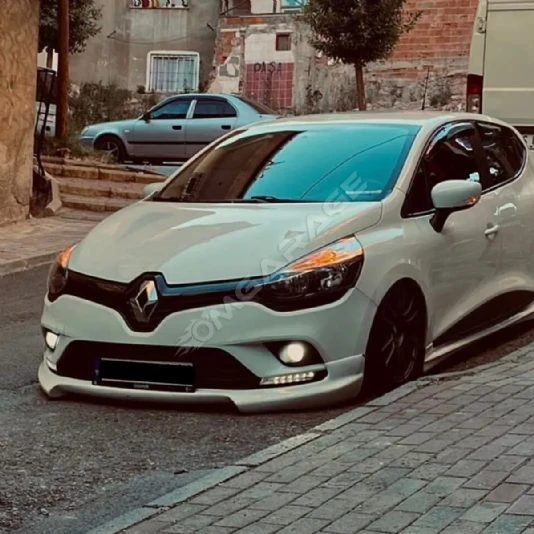 Renault Clio 4 Makyajlı Kasa Ön Ek Mat Siyah Plastik Karlık