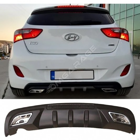 Hyundai i30 Difüzör Difizör Siyah + Kare Egzoz Görünüm C Tip