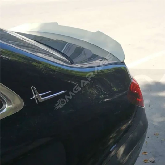 Mercedes E W213 PSM Bagaj Üstü İthal Spoiler Parlak Siyah Plastik Spoyler 216+