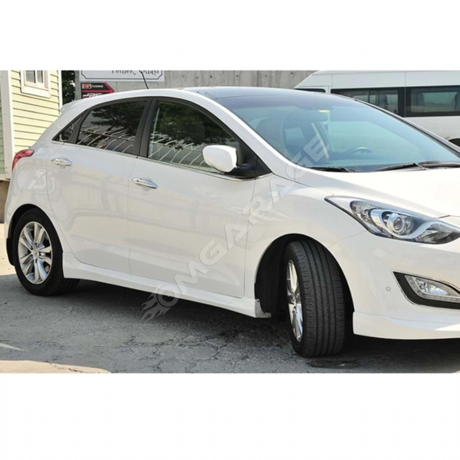 Hyundai I30 Sport Marşpiyel Seti Mat Siyah Plastik 2012 2013 2014 2015 2016 2017 Uyumlu