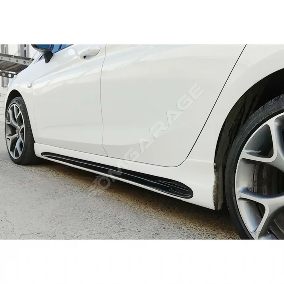 Opel Astra K Sport Marşpiyel Seti Mat Siyah Plastik 2015 2016 2017 2018 2019 2020 2021