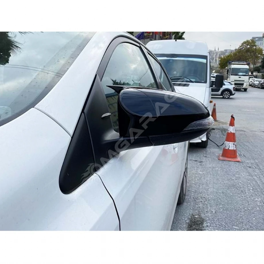 Toyota Corolla E170 Batman Yarasa Ayna Kapağı Piano Black 2013 2014 2015 2016 2017 2018