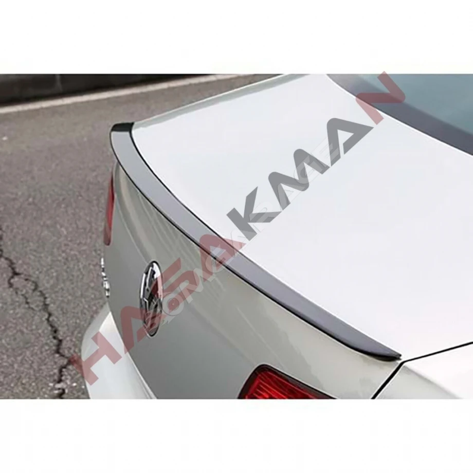 Vw Passat B8 Bagaj Üstü Anatomik Spoiler Piona Black 2015 Ve Üzeri Ithal