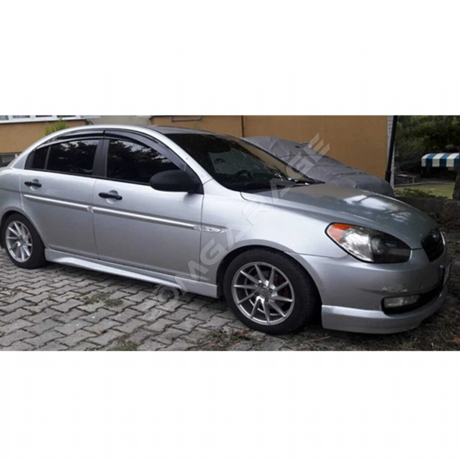 Accent Era Yan Marşpiyel Seti Mat Siyah Plastik