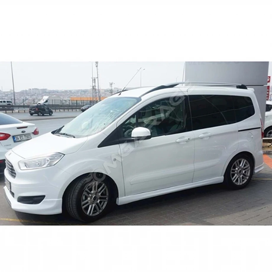 Ford Courier Yan Marşpiyel Seti Mat Siyah Plastik 2 Adet 2014 ve üzeri